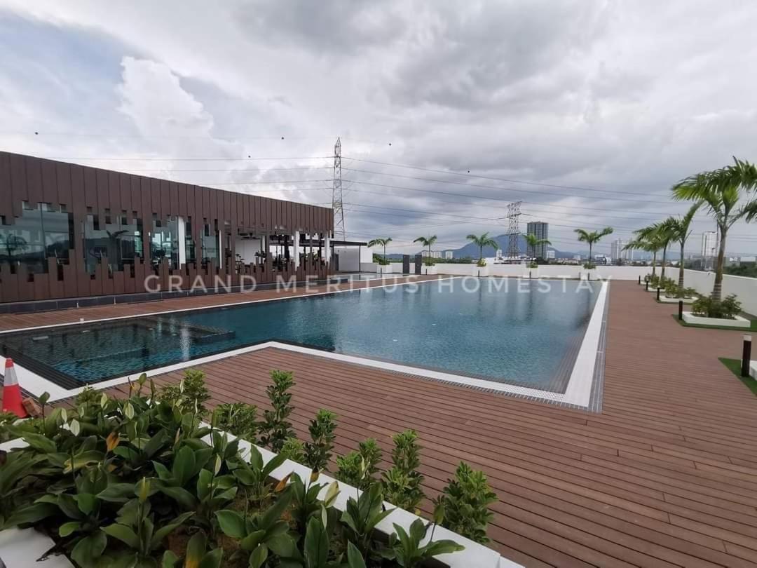 Grand Meritus Homestay @Penang เพราย ภายนอก รูปภาพ