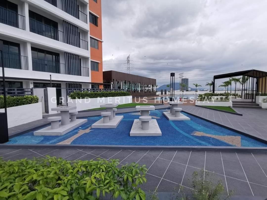 Grand Meritus Homestay @Penang เพราย ภายนอก รูปภาพ